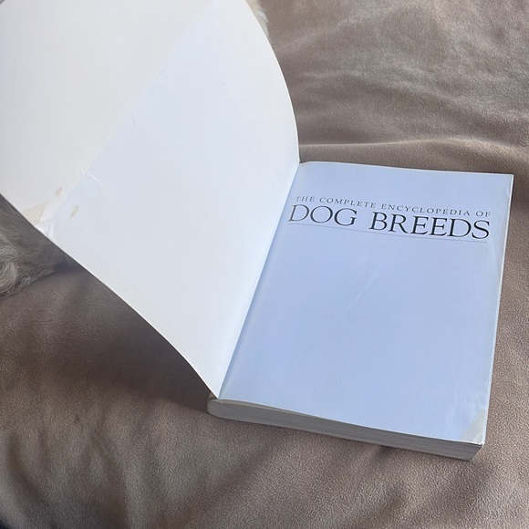 The Encyclopedia of DOG Breeds Book by Juliette Cunliffe championship dog judge - Picture 4 of 16